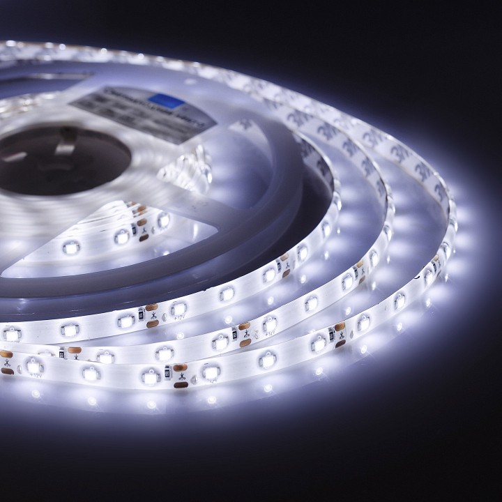 Лента светодиодная Apeyron Electrics Стандарт (в блистере) smd 3528 10-131
